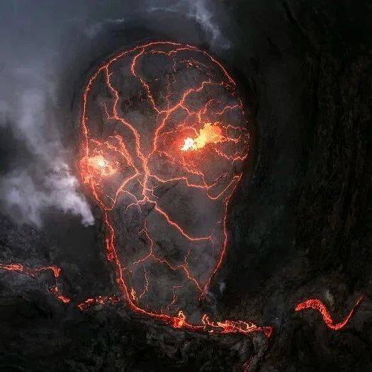 自从有了无人机，上帝每天看地球。