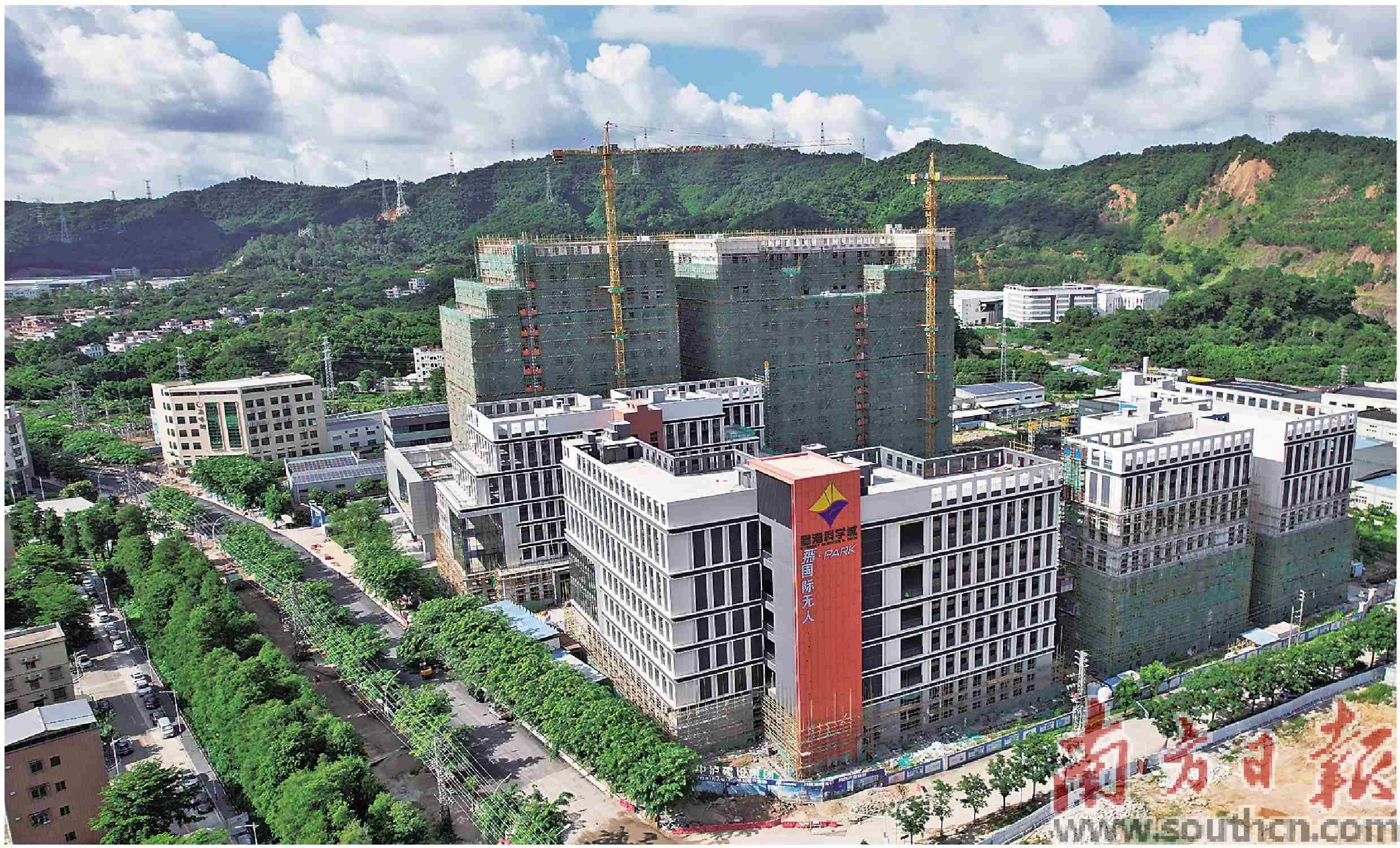 板芙镇 要素汇聚 无人机全链基地成形