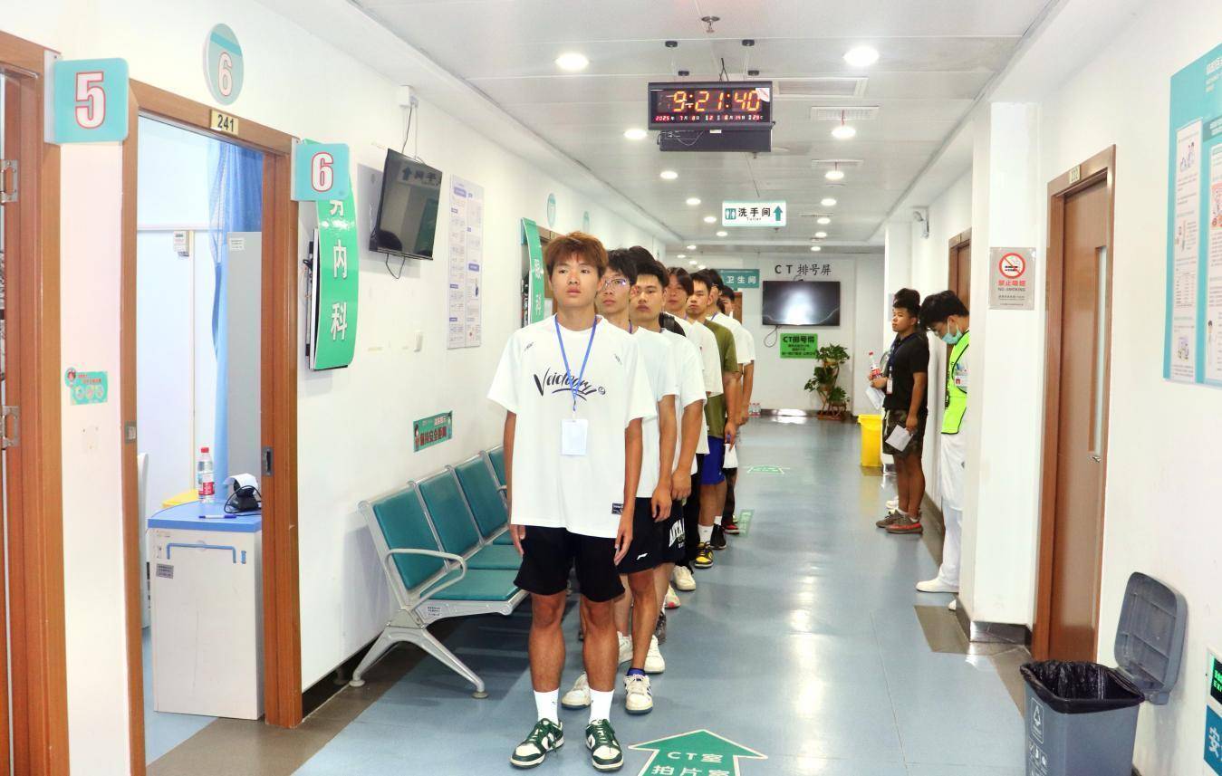 征兵体检启动,助力青年强军梦