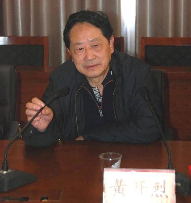 多名高校领导被查，有人主动投案