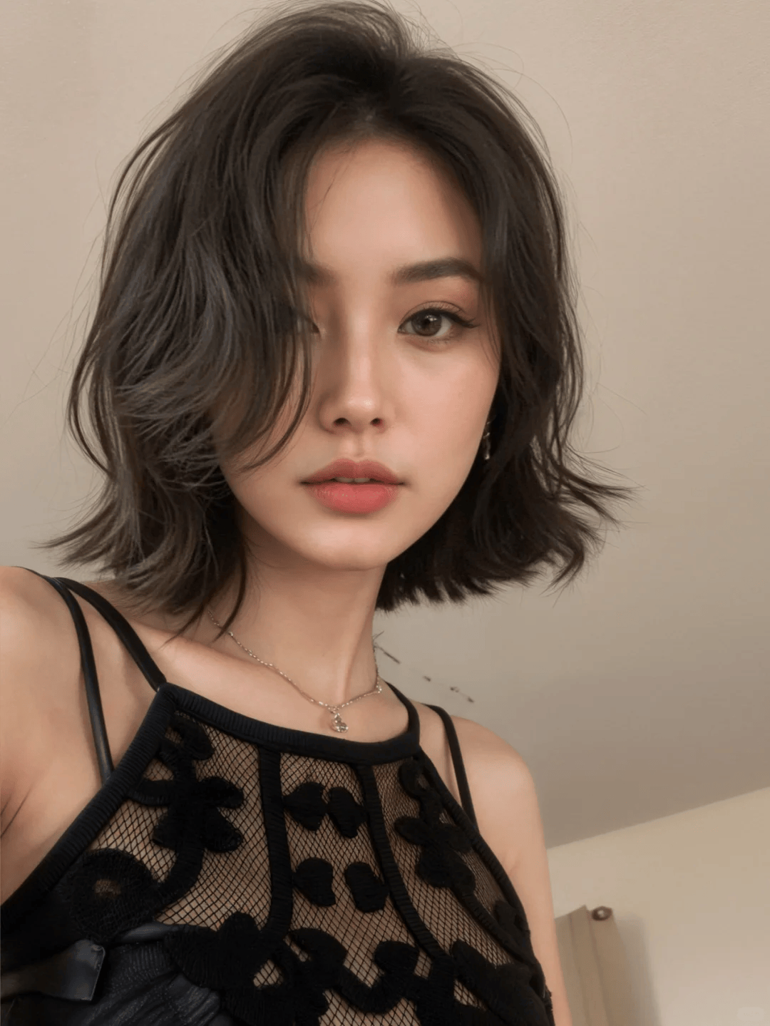 轻灵,妩媚又减龄,氛围感拉满!