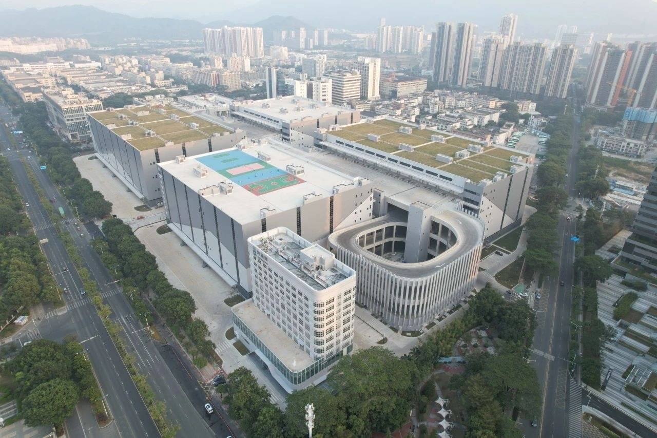 深圳坪山：老厂房蝶变，坪深智慧产业园成高科技企业新栖息地_山区_土地_兰竹东