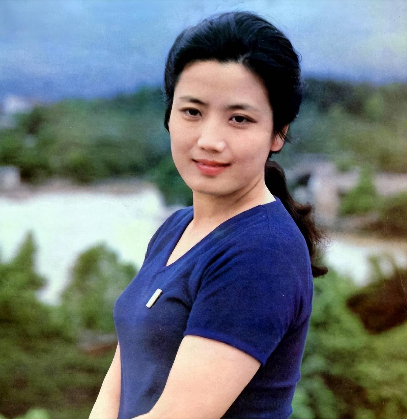 “北影金花”李秀明嫁富商移居国外，如今的她，证明刘晓庆没说错