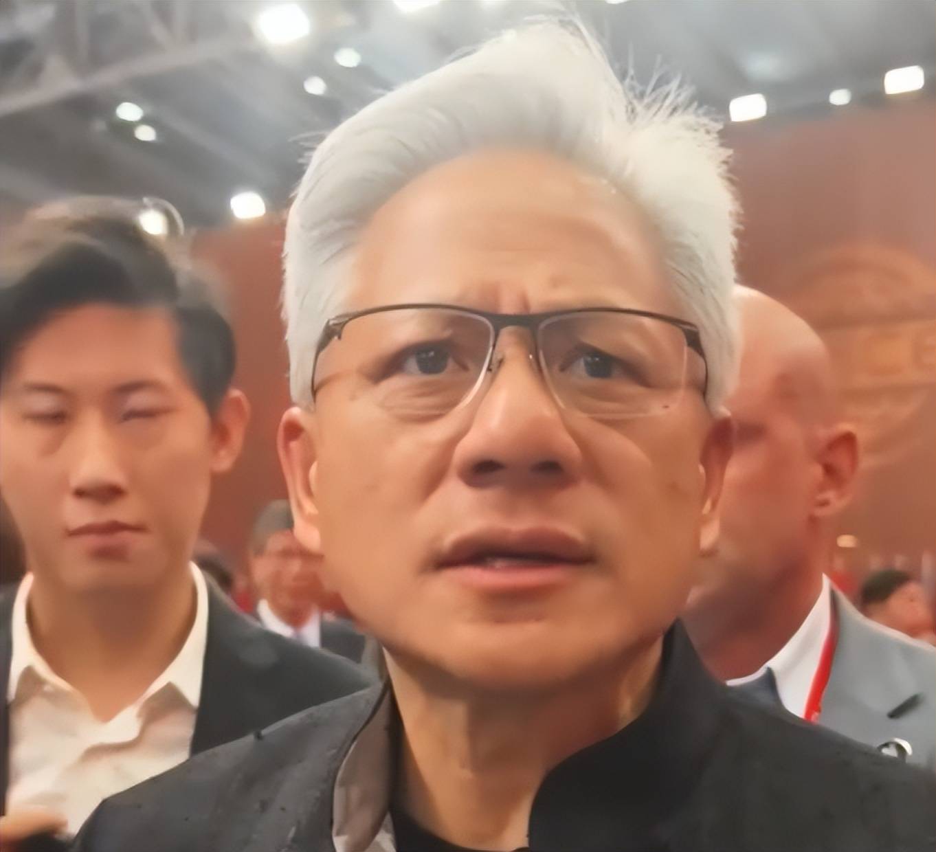 原创             比“芯片断供”还可怕！美国芯片专家大多是华人，这究竟是为何？