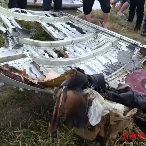 湖南益阳“天降多块不明物体” ，当地政府回应