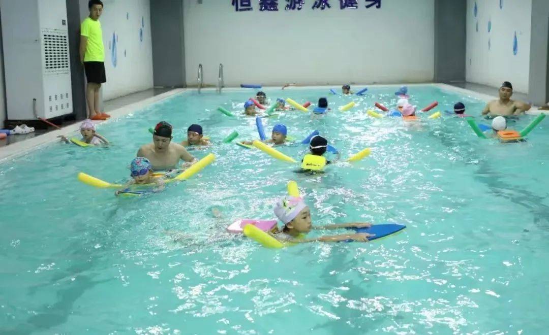 防溺水安全教育 | 运动过暑假 健康伴成长