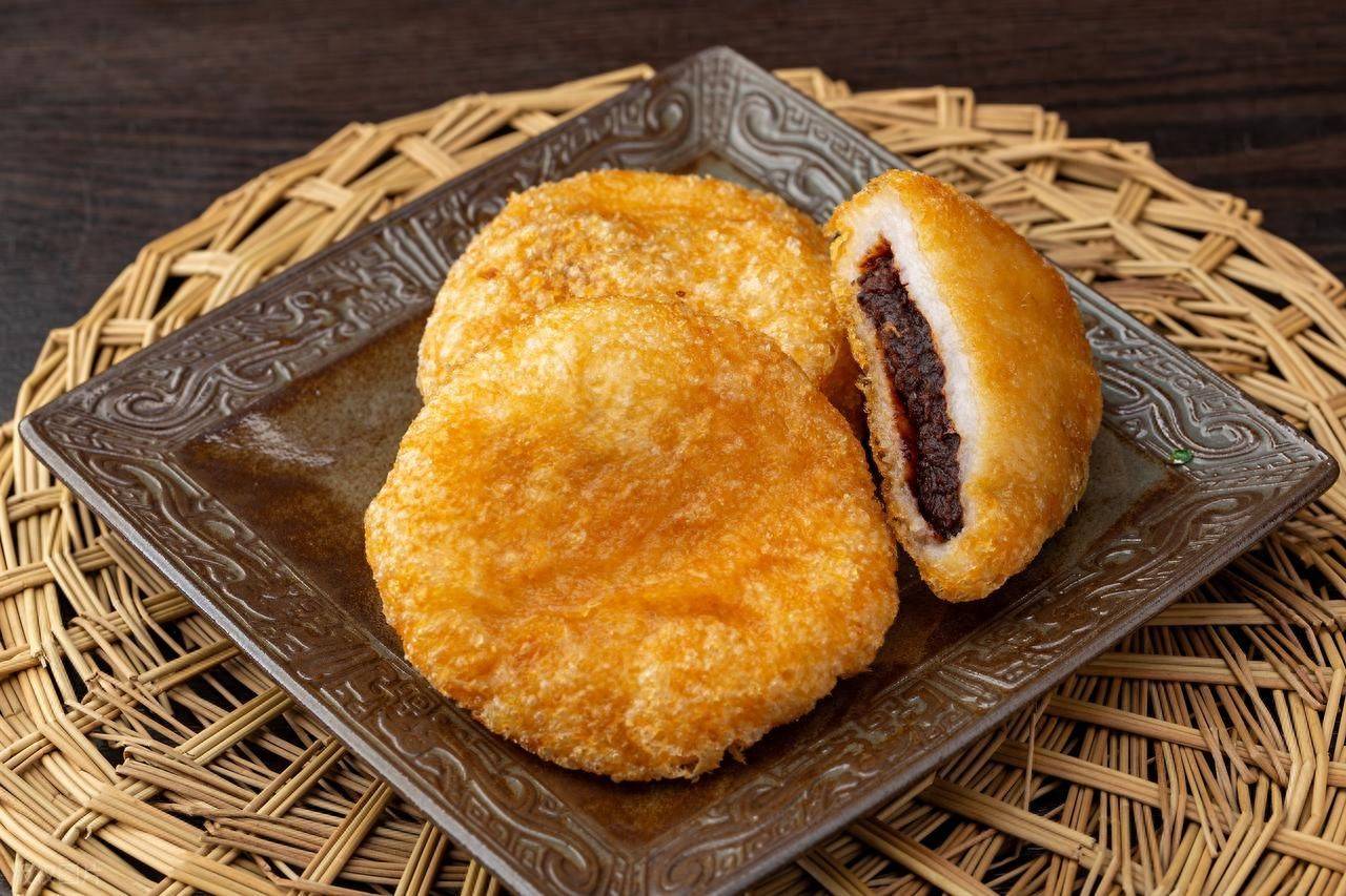 白糖炸糕的做法糯米_酥白糖蘸嫩糕油炸奶好吃吗_