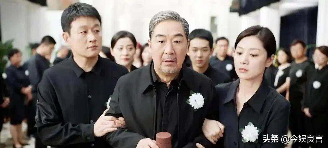 70岁晚节不保？袁立不再隐瞒，张国立丑闻曝光，该慌的不止李红