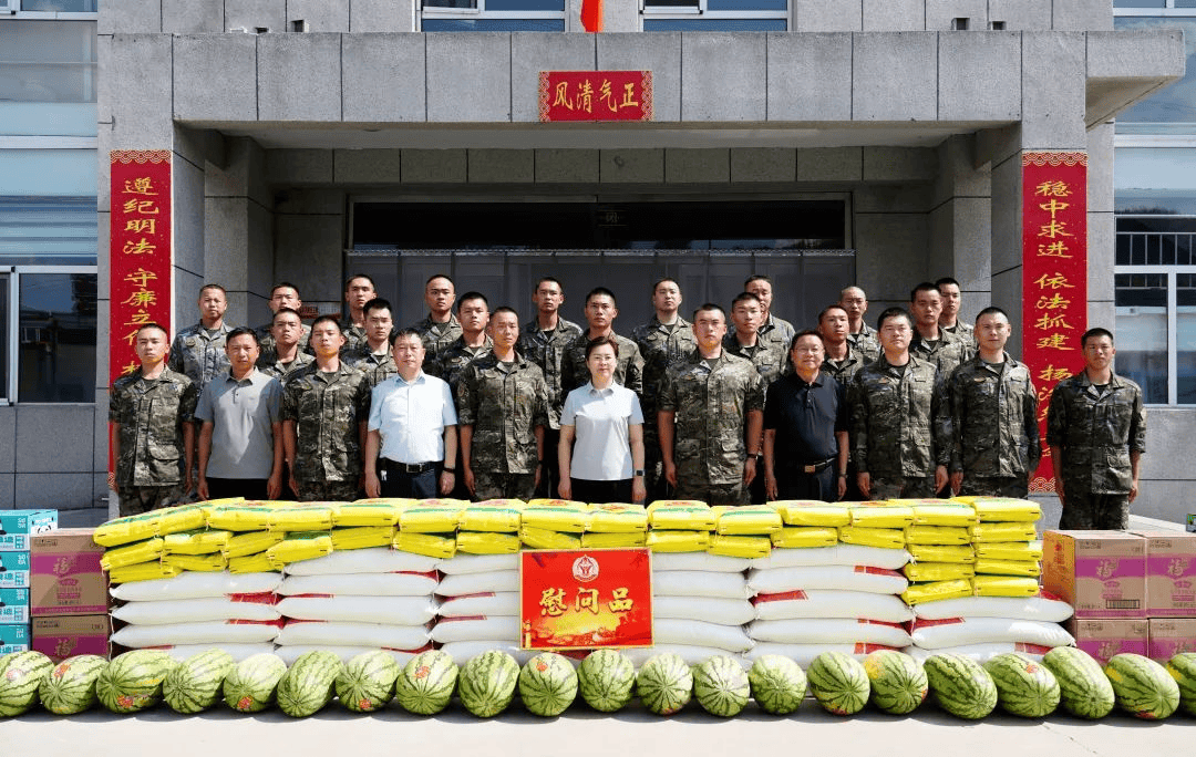 军地携手齐奋进,共叙军民鱼水情