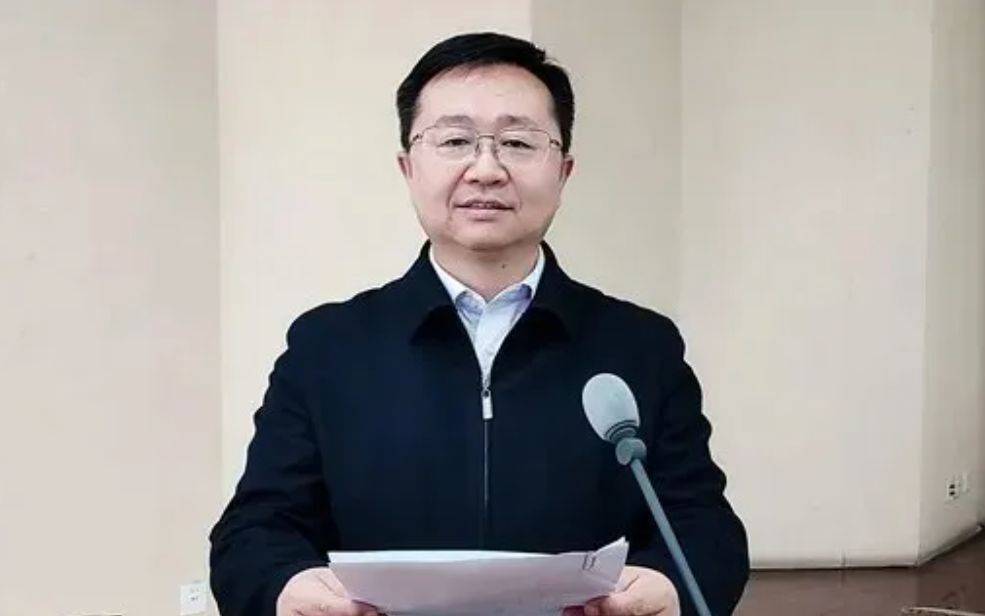 改过年龄、当过县委书记，免职不到1个月，刘生胜官宣落马