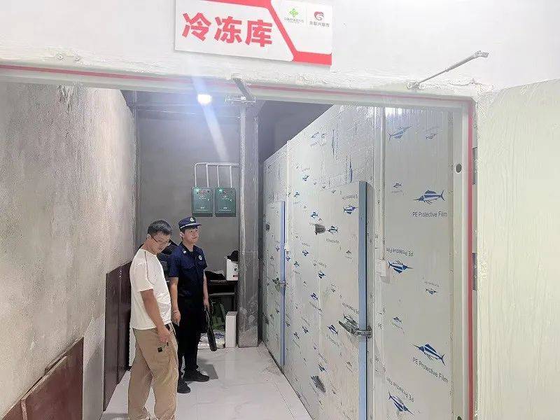 直击冷库检查现场：每一“度”都关乎安全！
