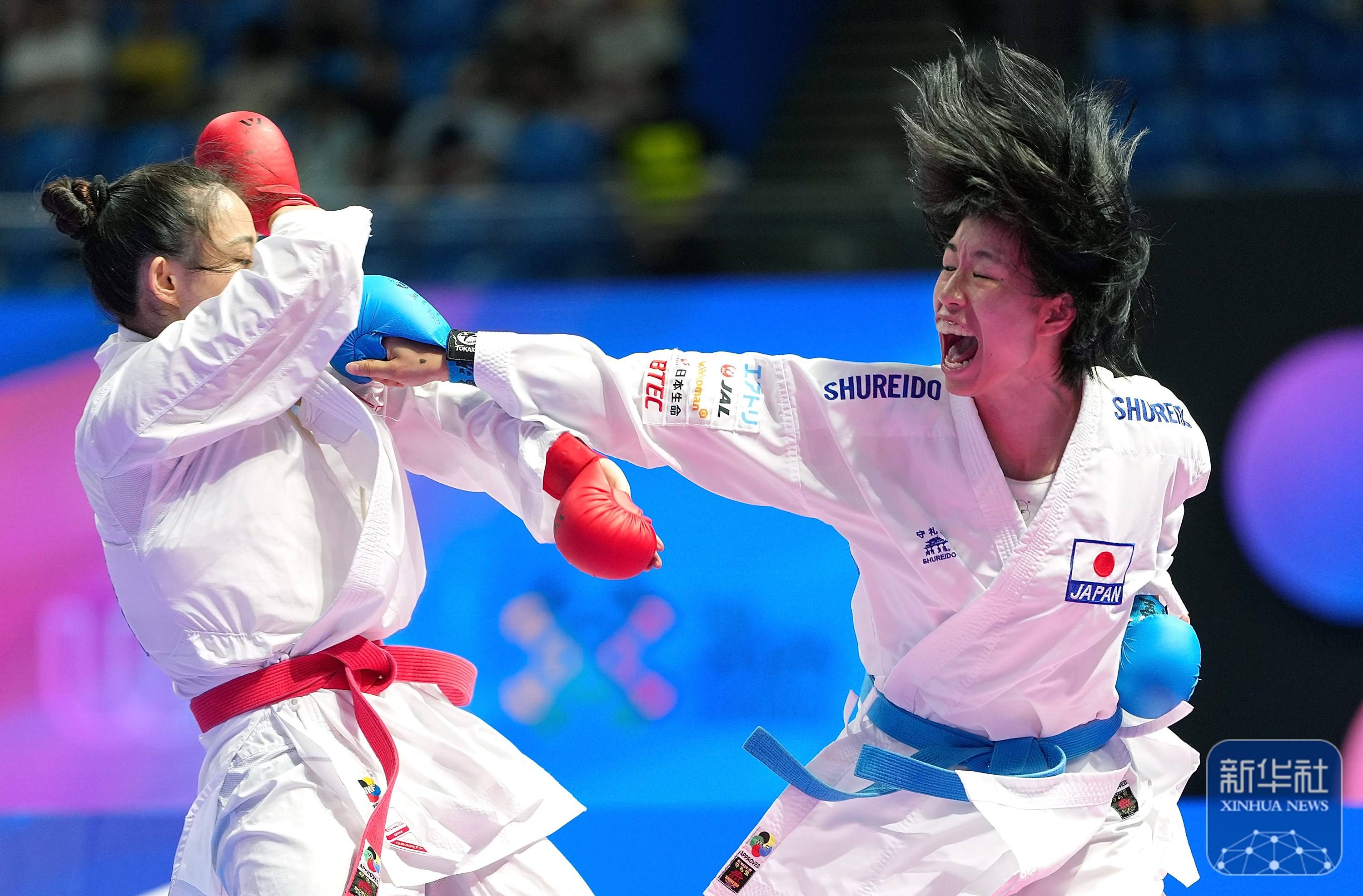龚莉夺得空手道女子组手61公斤级冠军