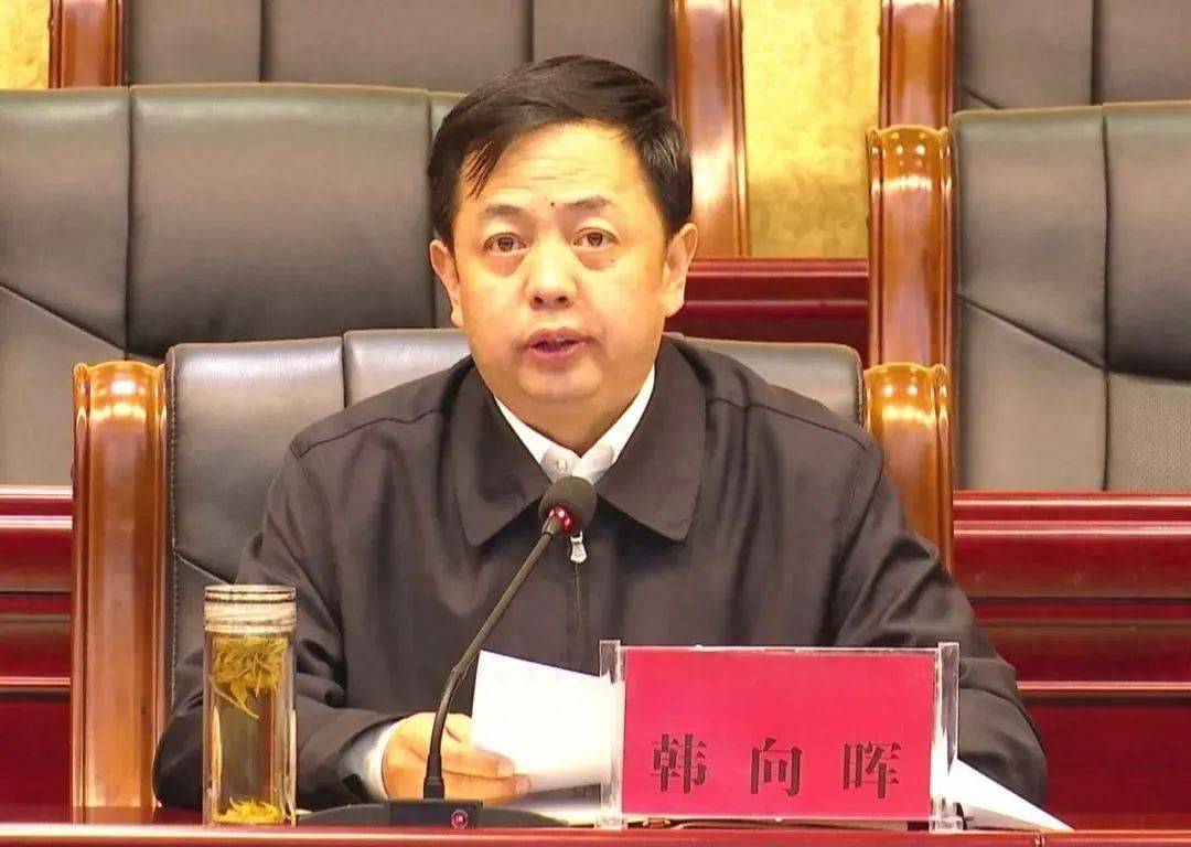 “ 198万现金保存在手推车盒中并带回家”