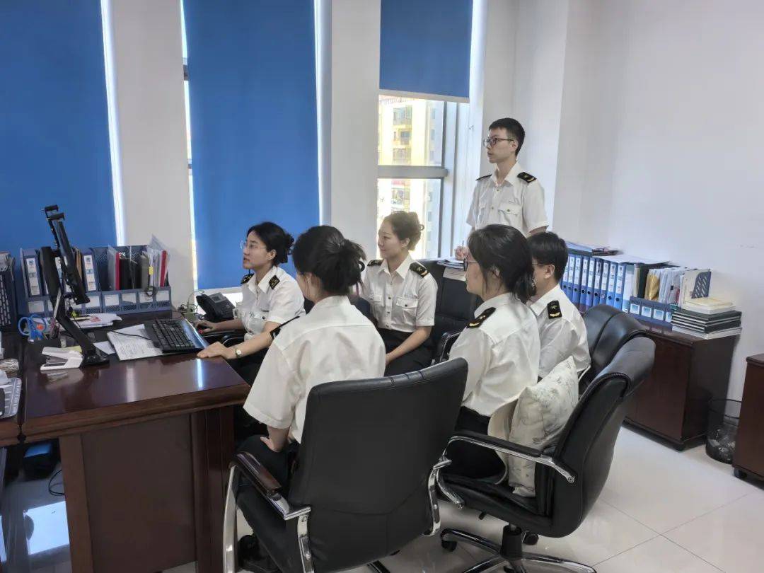 新"关"启航 充电一"夏"