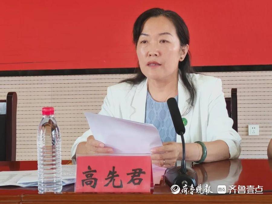 枣庄市第十五中学举行2025年新入职教师见面会举行