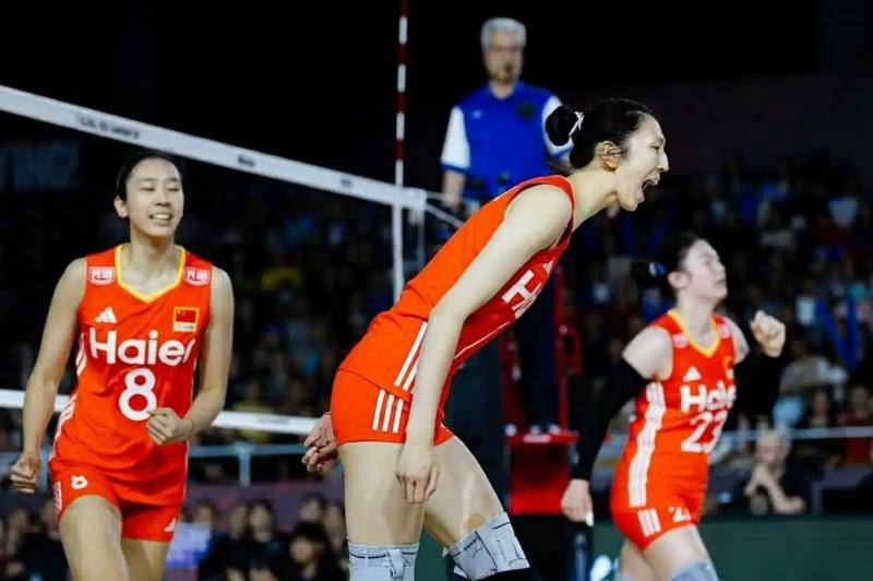 中国女排艰难取得世锦赛开门红 主攻李盈莹仍需恢复