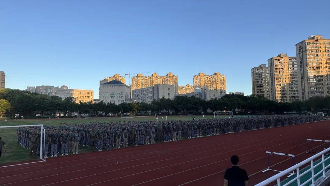 开始了!苍南中学新生亮相