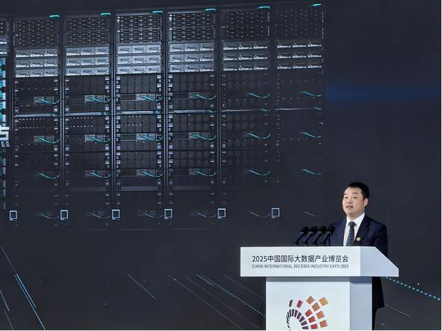 华为云张平安：构筑算力基石，赋能AI生态，引领行业智能升级
