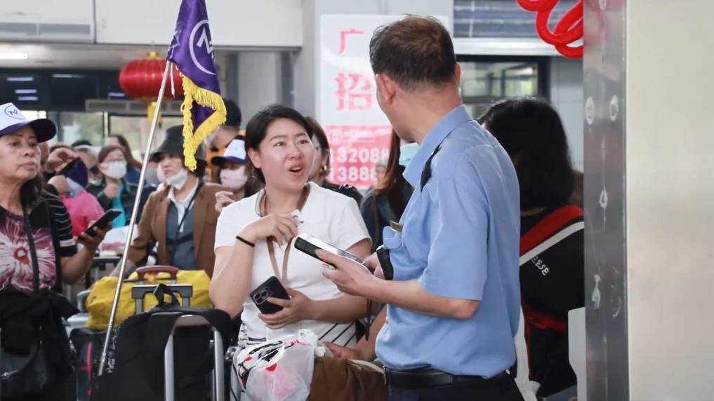 中越跨境游市场火热 河口北站发送越南旅客同比增长75%