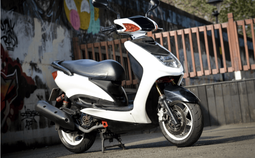 还有 1 天,Yamaha 七代劲战,9月4日登场_搜狐汽车_搜狐网
