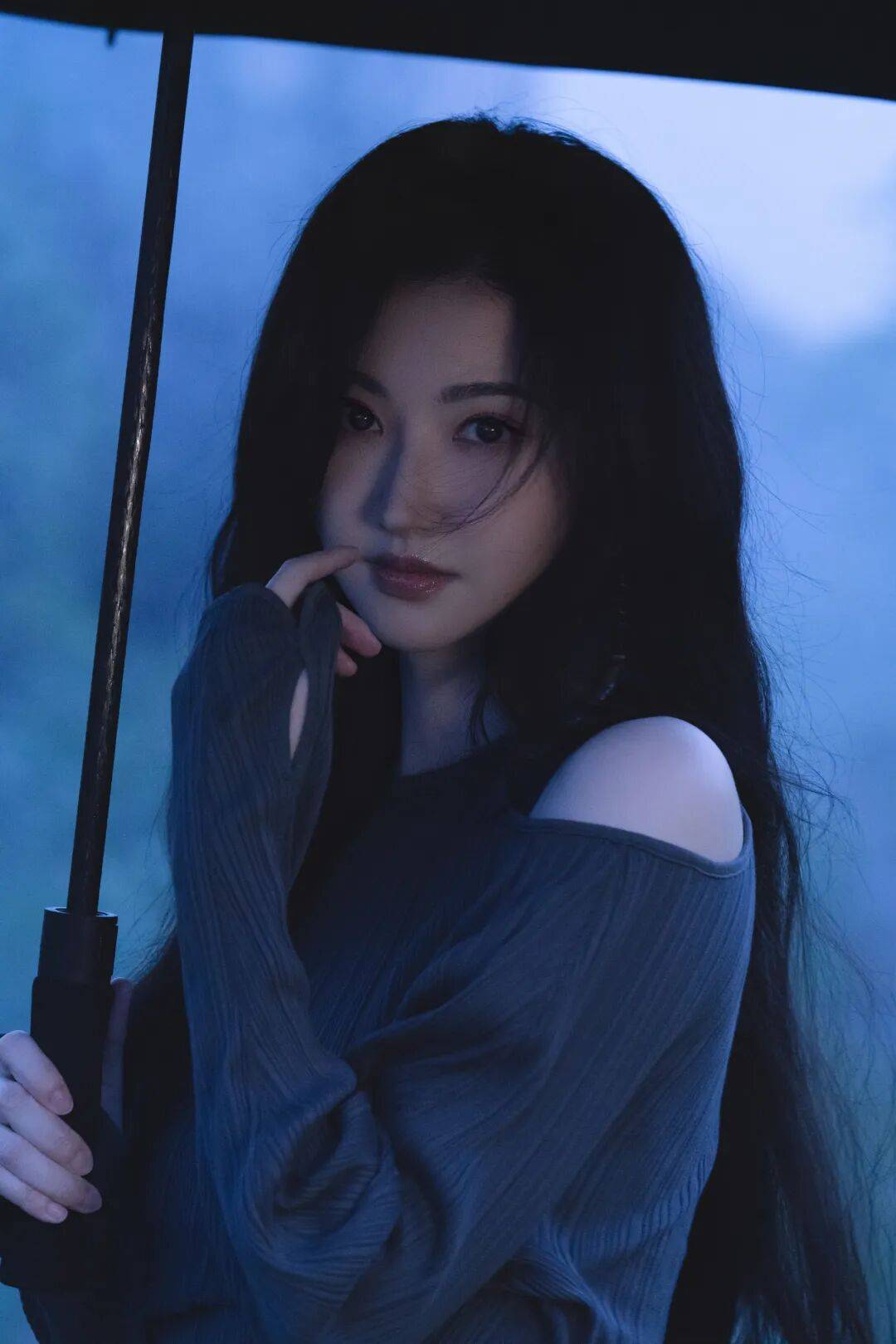 战狼被资本针对了?景甜冯绍峰闪婚?易烊千玺生病了?宋轶新戏翻车了?