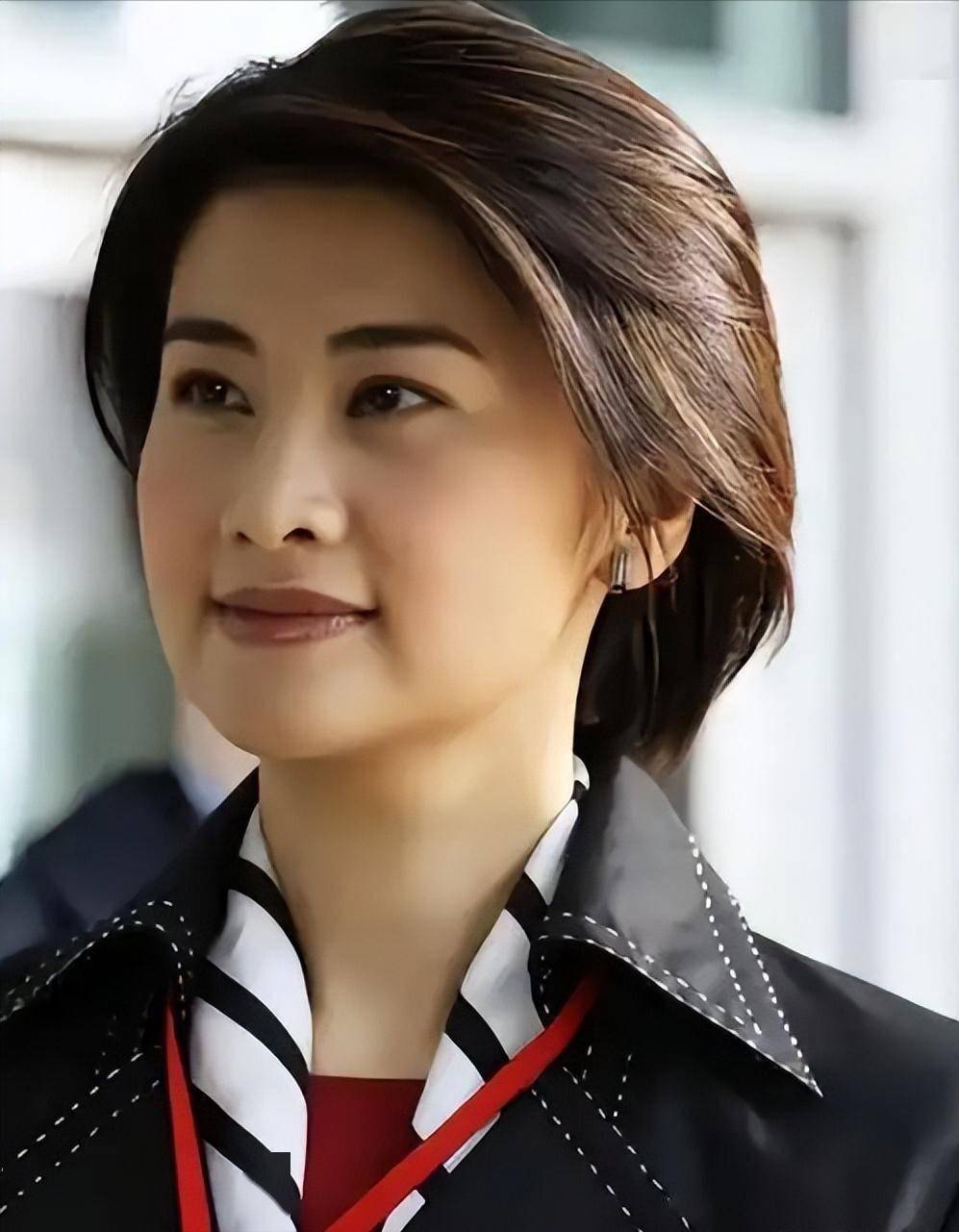 凤凰卫视吴小莉寻得亲哥哥,本想补偿却遭拒绝,说了一句话