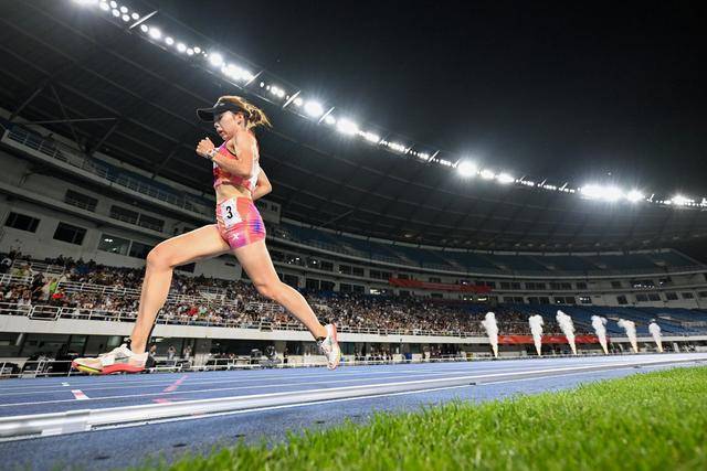 世界田联洲际巡回赛北京站：河南梁田田夺冠女子3000米