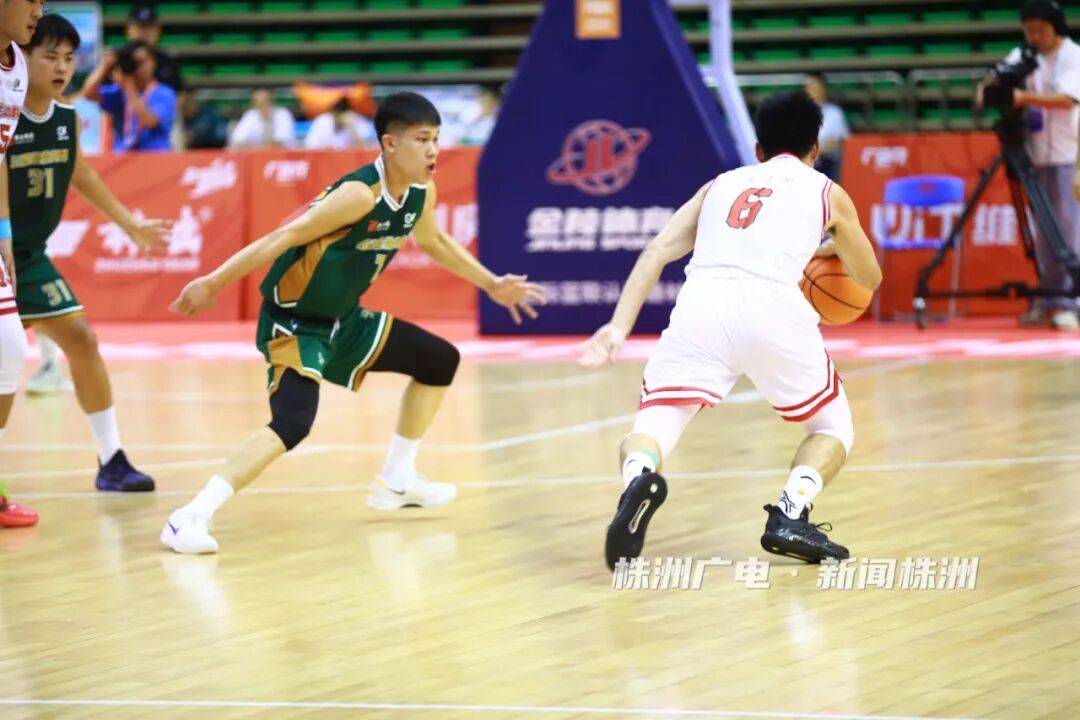 厂BA全国赛A组排名赛战罢，两支球队晋级半决赛