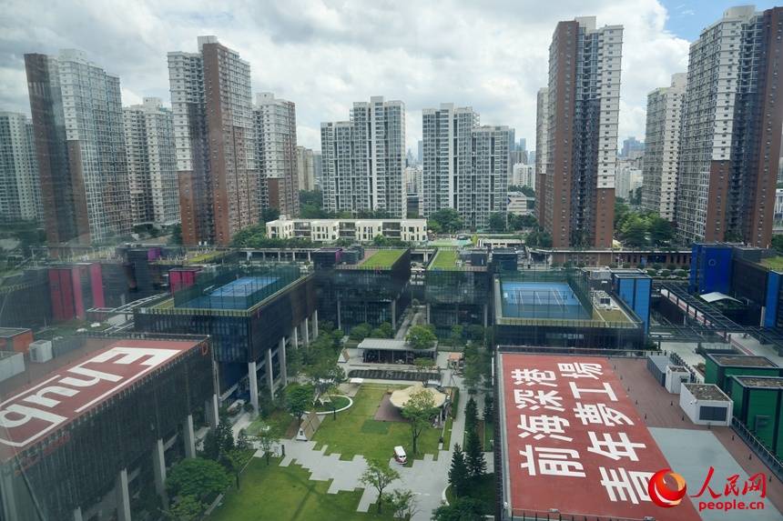 中外记者看深圳丨前海梦工场:大湾区培育港澳企业最多的园区_刘森君_朱毅豪_技术