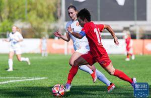 体育｜国际大体联足球世界杯小组赛：北师大女足平拉瓦尔大学女足