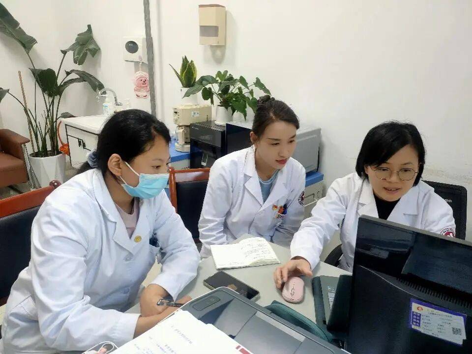 关于世纪坛医院代挂专家号服务-合规加急协调的信息
