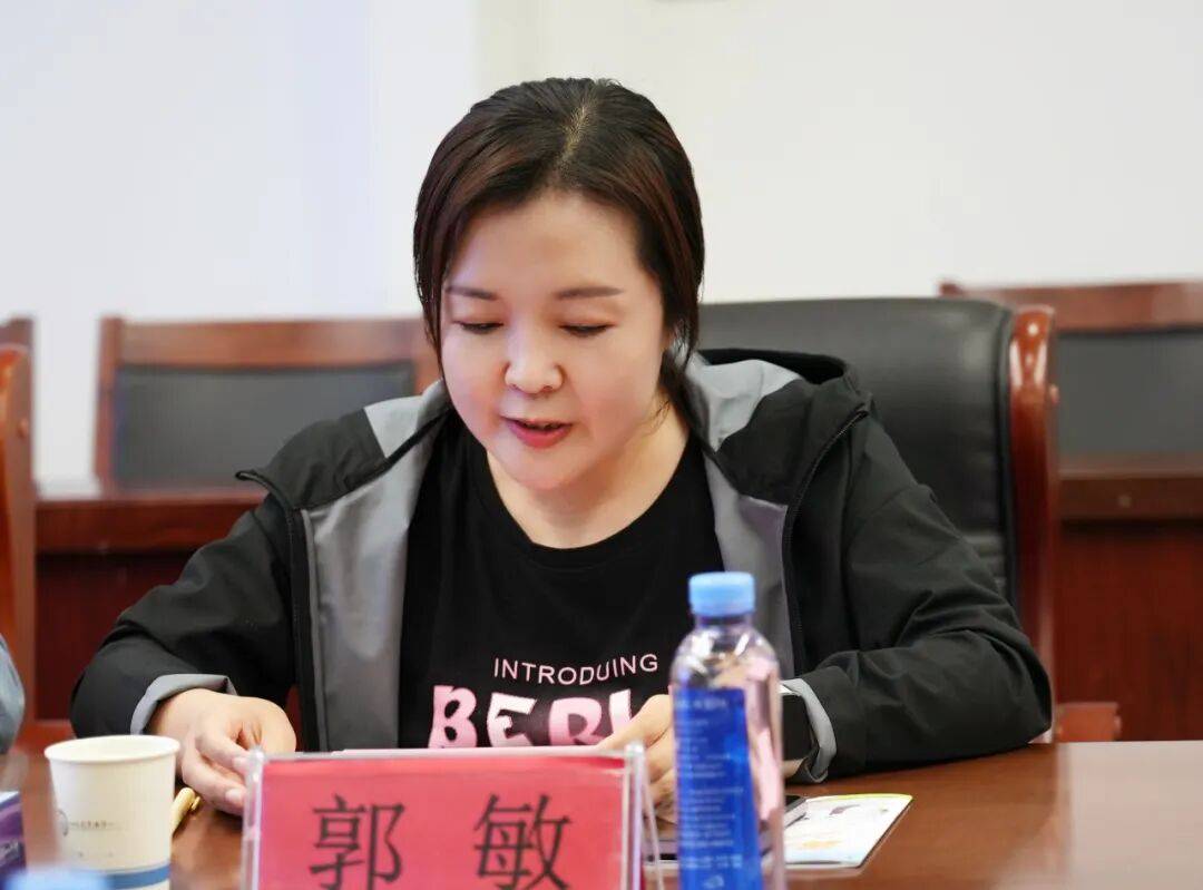 单县一中举行"满心希望"助学基金发放仪式,为贫困学子筑梦未来