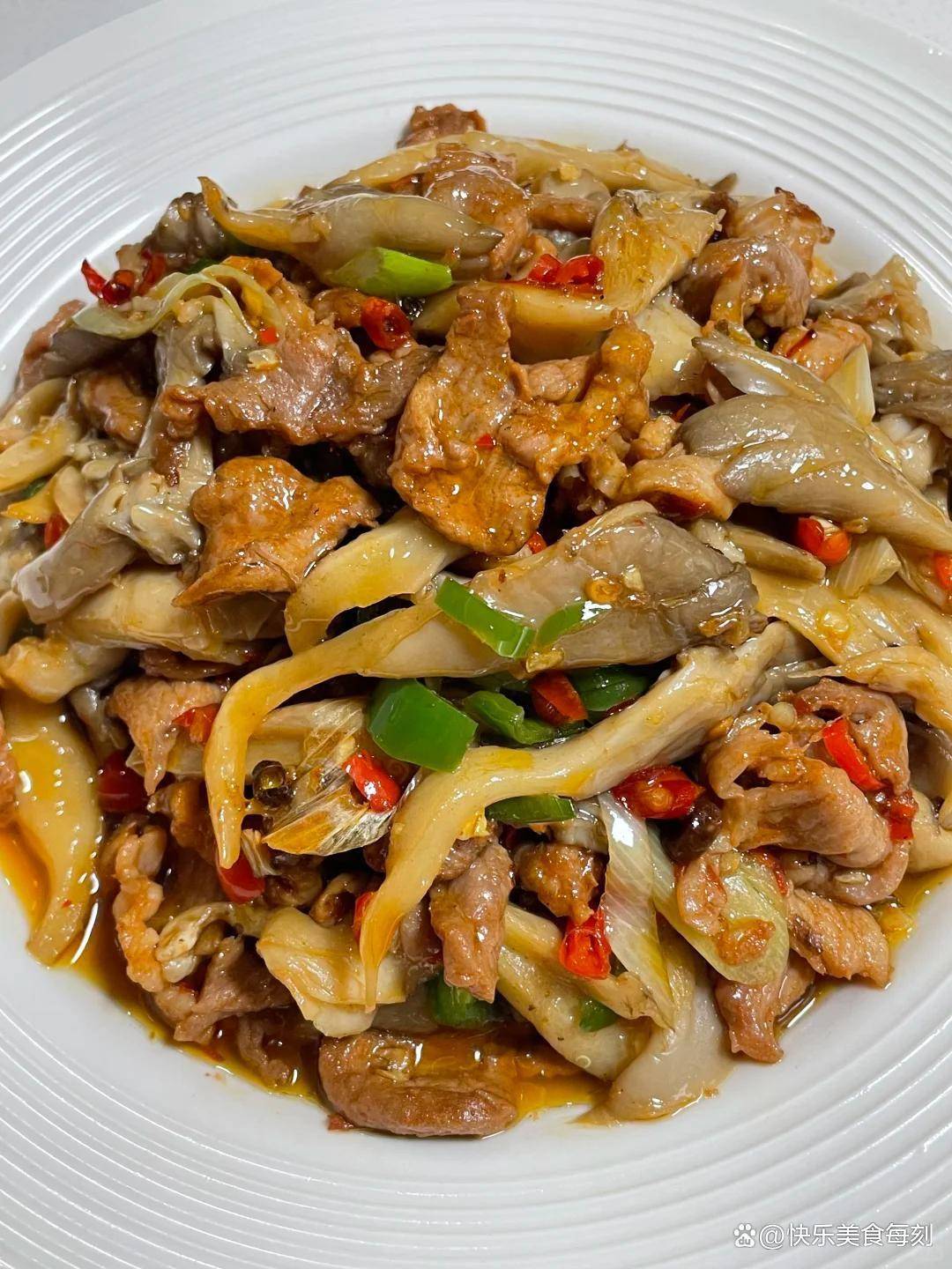 吃再多猪肉牛肉都不如它秋天吃这5种菌菇增强免疫精神百倍