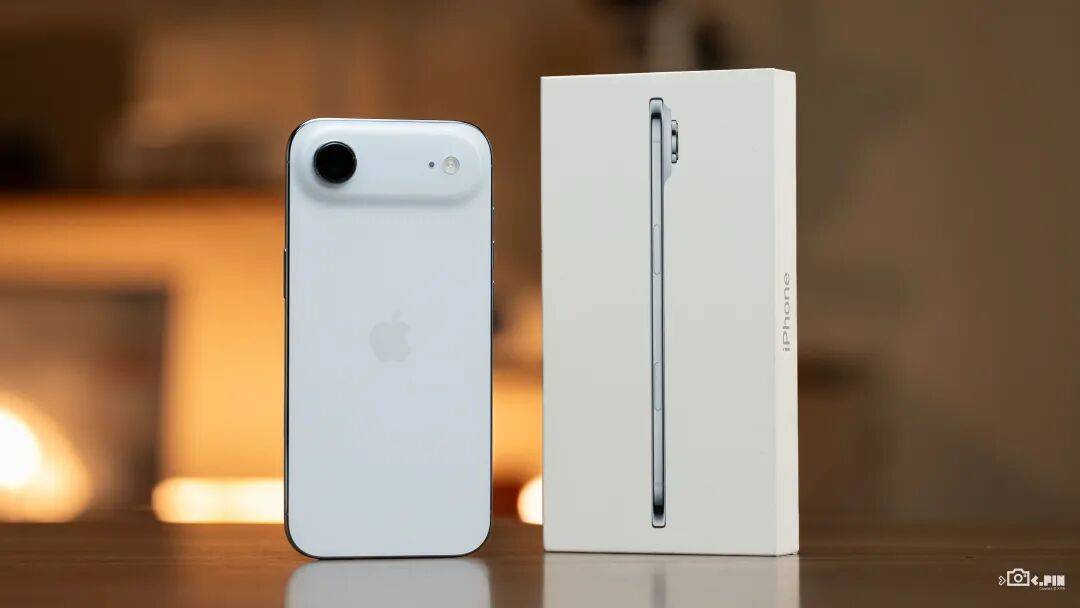 全面测完iPhone 17系列，苹果真让我觉得有点陌生。。。