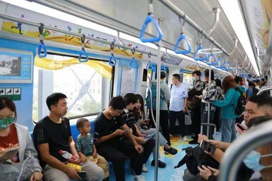 天津：市域（郊）铁路津静线运营一周年 运送乘客超520万人次