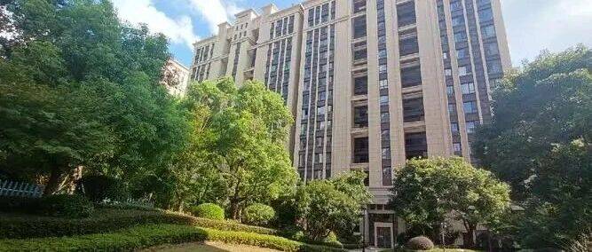 20年房产老中介说漏嘴：今明两年买房，牢记这7个字，“买旧、买大、不买三”_在未来_市场_抗风险能力