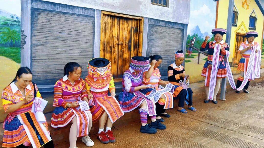 长寿金平 团结奋进