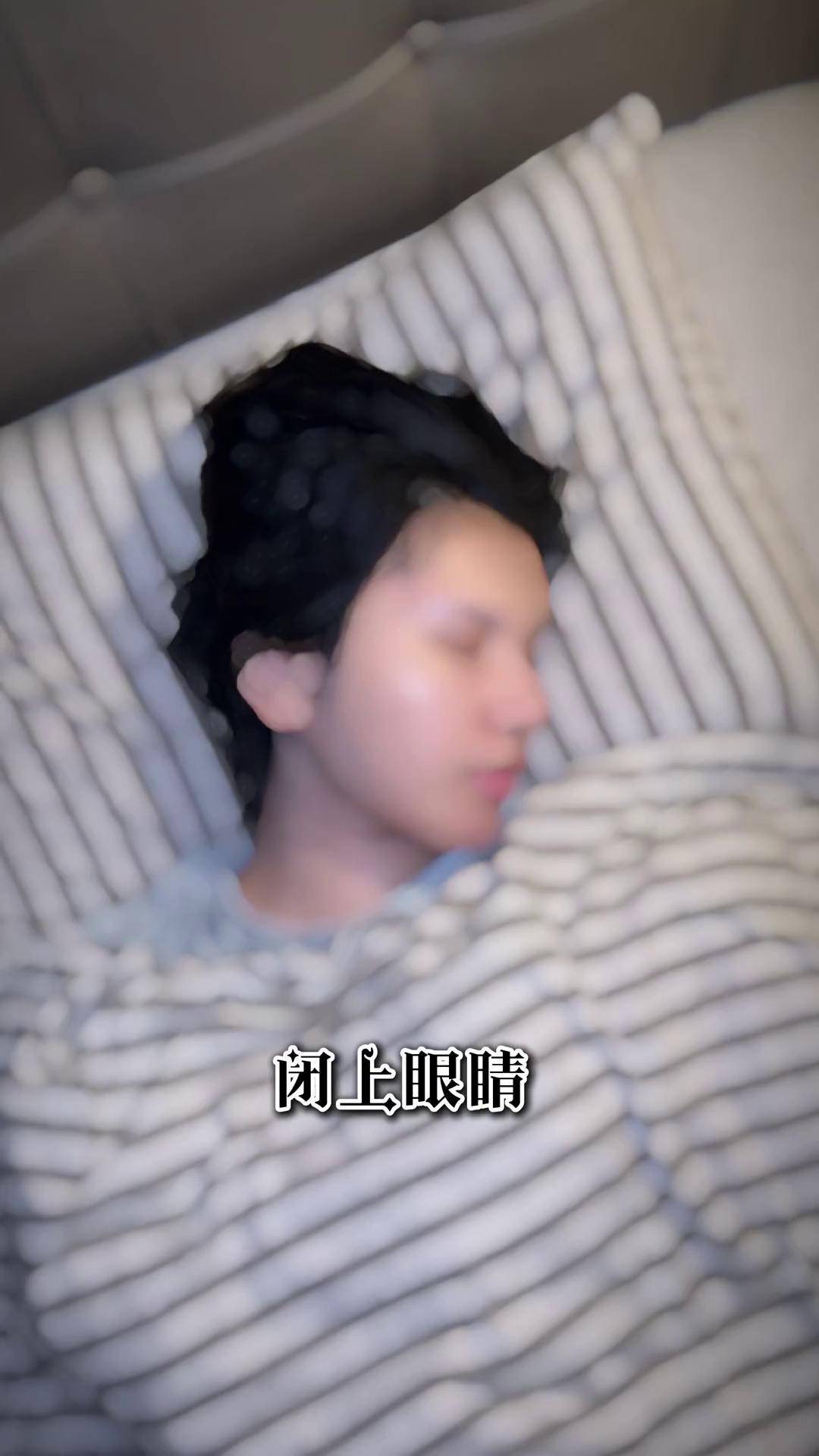 "闭上眼睛斯黛拉,我要为我们复仇了～" 蛋仔八大追捕破次元cos 蛋仔