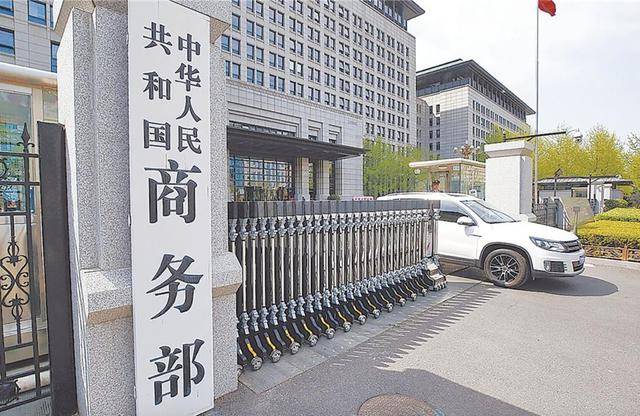 原创             “稀土核弹”炸响后，对华断供光刻机的阿斯麦，这次天都塌了