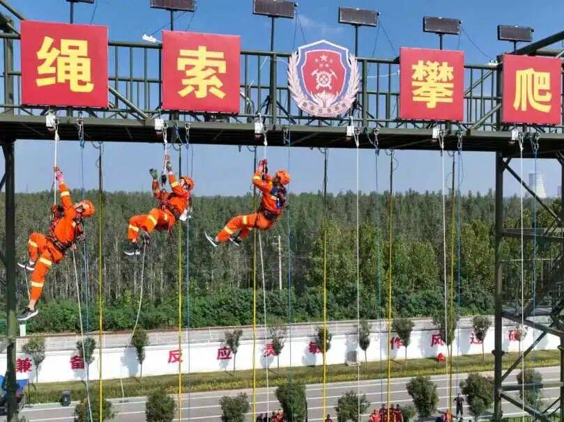第十三届全国矿山救援技能竞赛在山东济宁举行