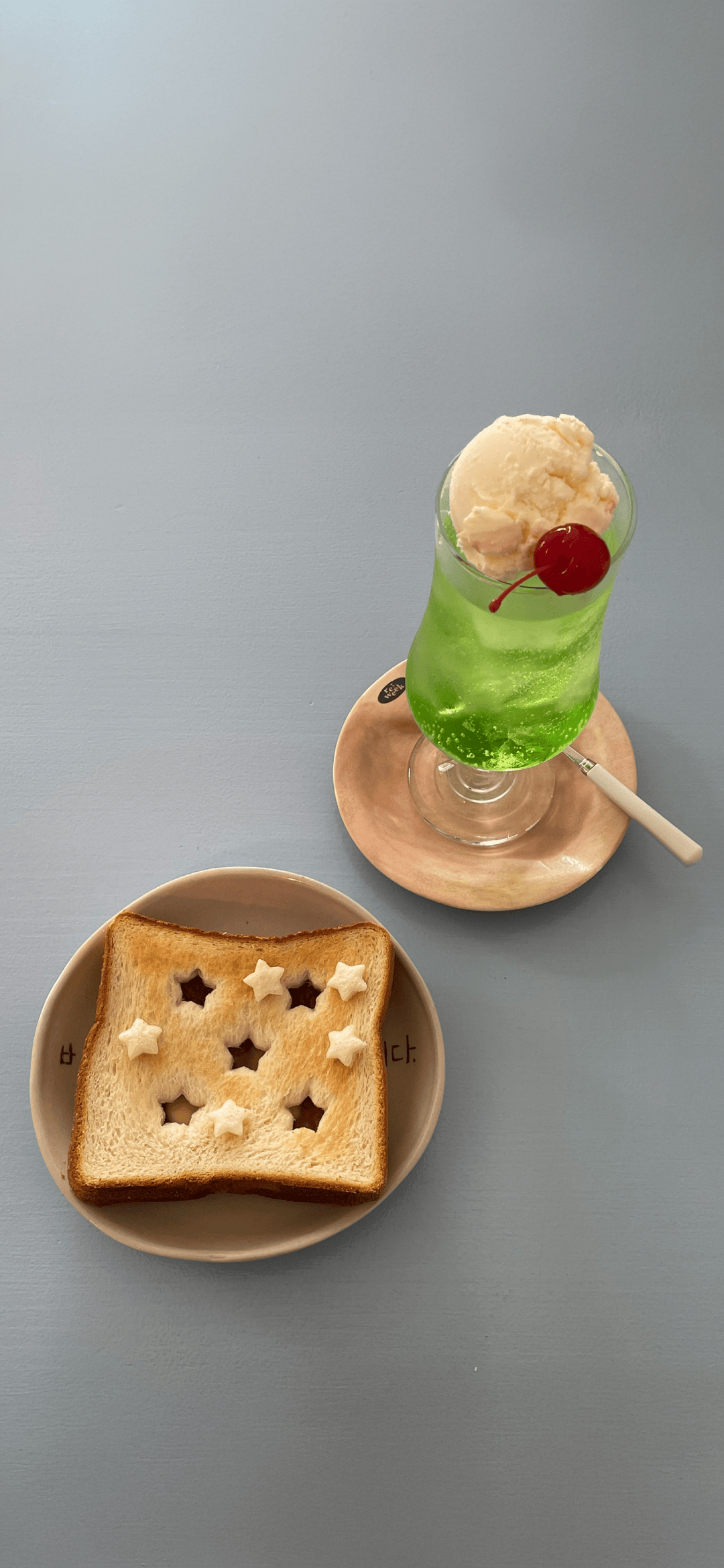 ins风壁纸 / 精选手机壁纸