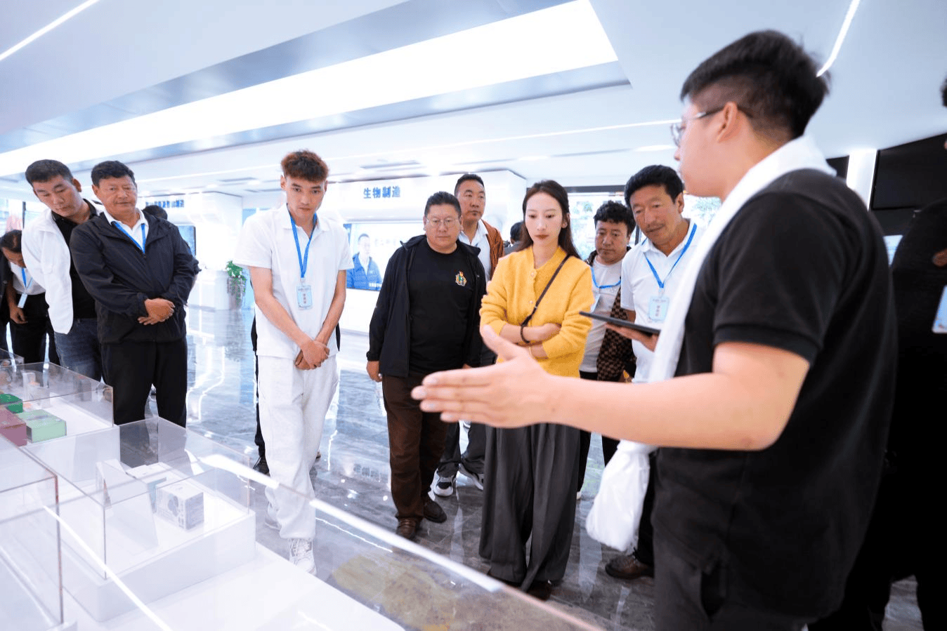 渝昌"三交"活动收官 察雅带头人渝中学技促共富