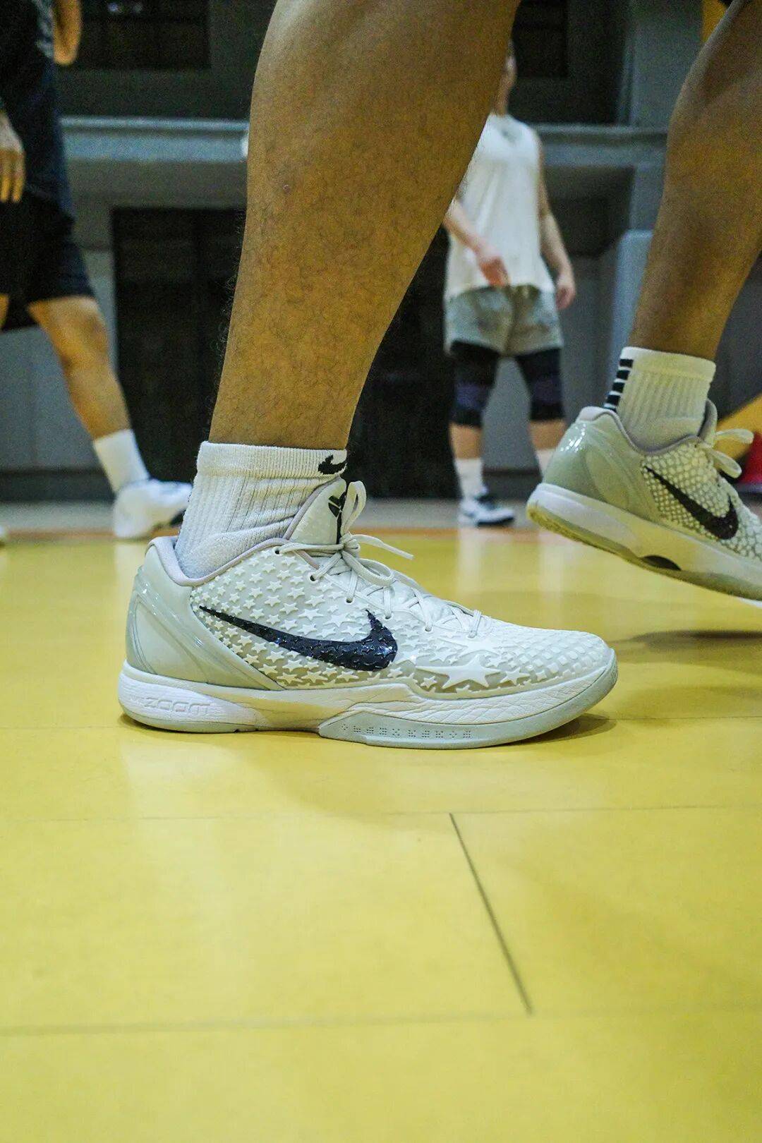 jordan fly lockdown pfxnike kyrie low 2 tb李宁韦德808 5ultra v2