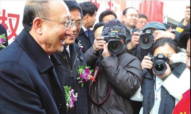 煤老板邢利斌:白手起家成山西首富,花7000万高调嫁女,55岁去世
