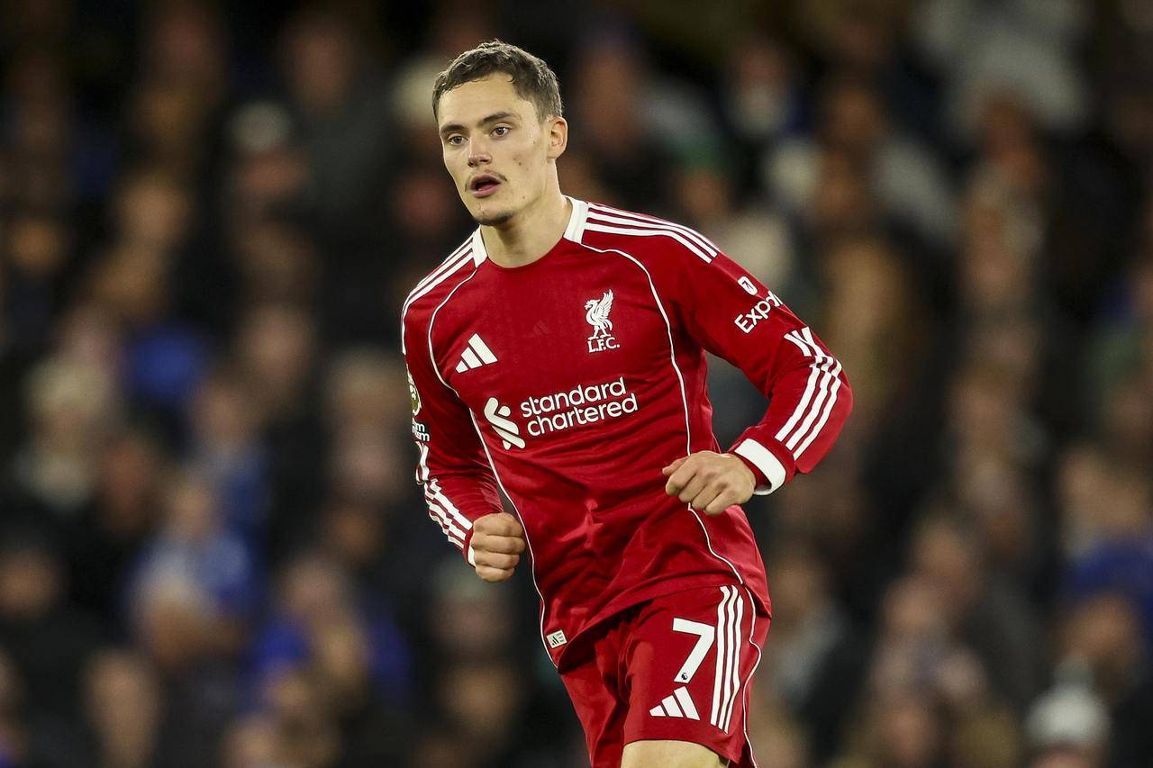 英超联赛免费高清直播+实时赛程+积分预测（2025赛季全覆盖）竞彩参谋部：英超重头戏首推双红会