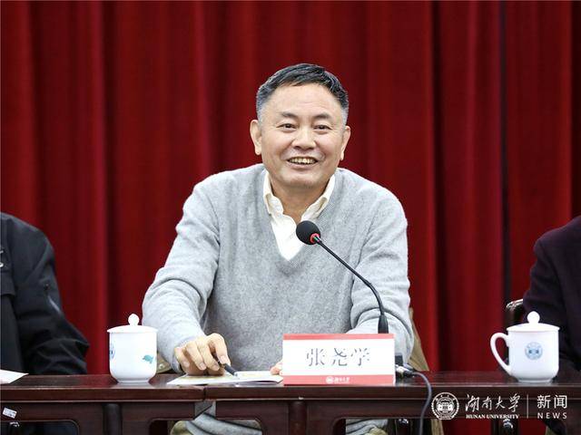 中纪委晚间通报：69岁副部级“院士校长”，退休8年后被查