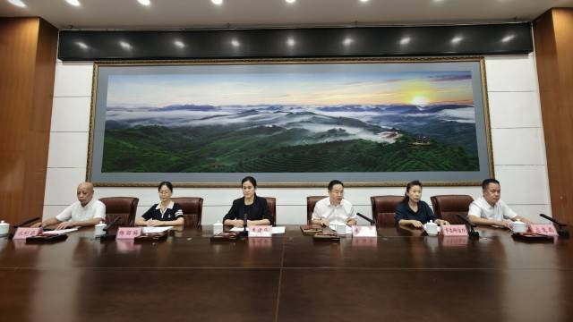 为何部分村庄被洪水浸泡多日，百色市政府回应