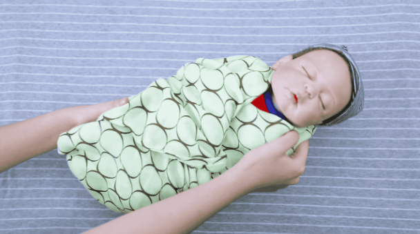 哄小孩睡觉拍哪里比较好?这个拍睡法让你一觉睡到天亮