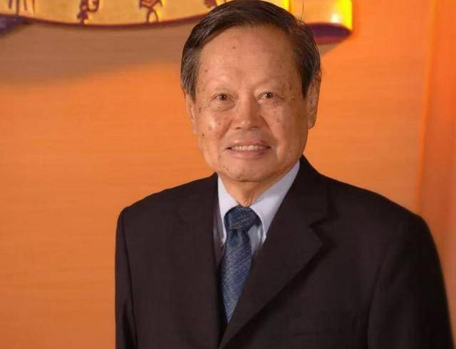原创             装不下去了？杨振宁去世才6天，恶心的事就发生了，结局大快人心