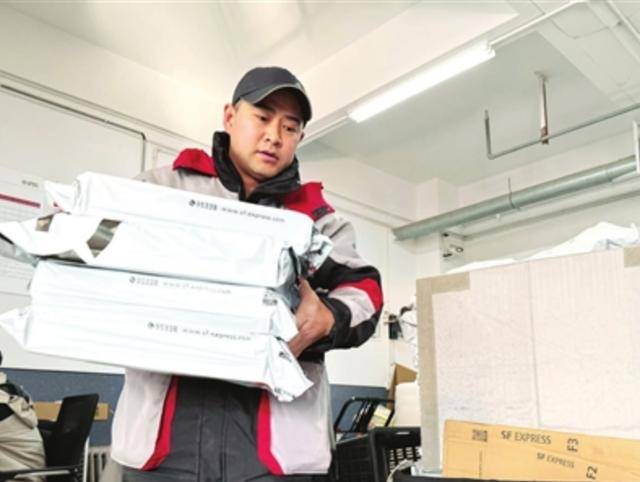 内蒙古小伙在太原送快递10余年：成就与这座城市的不解之缘